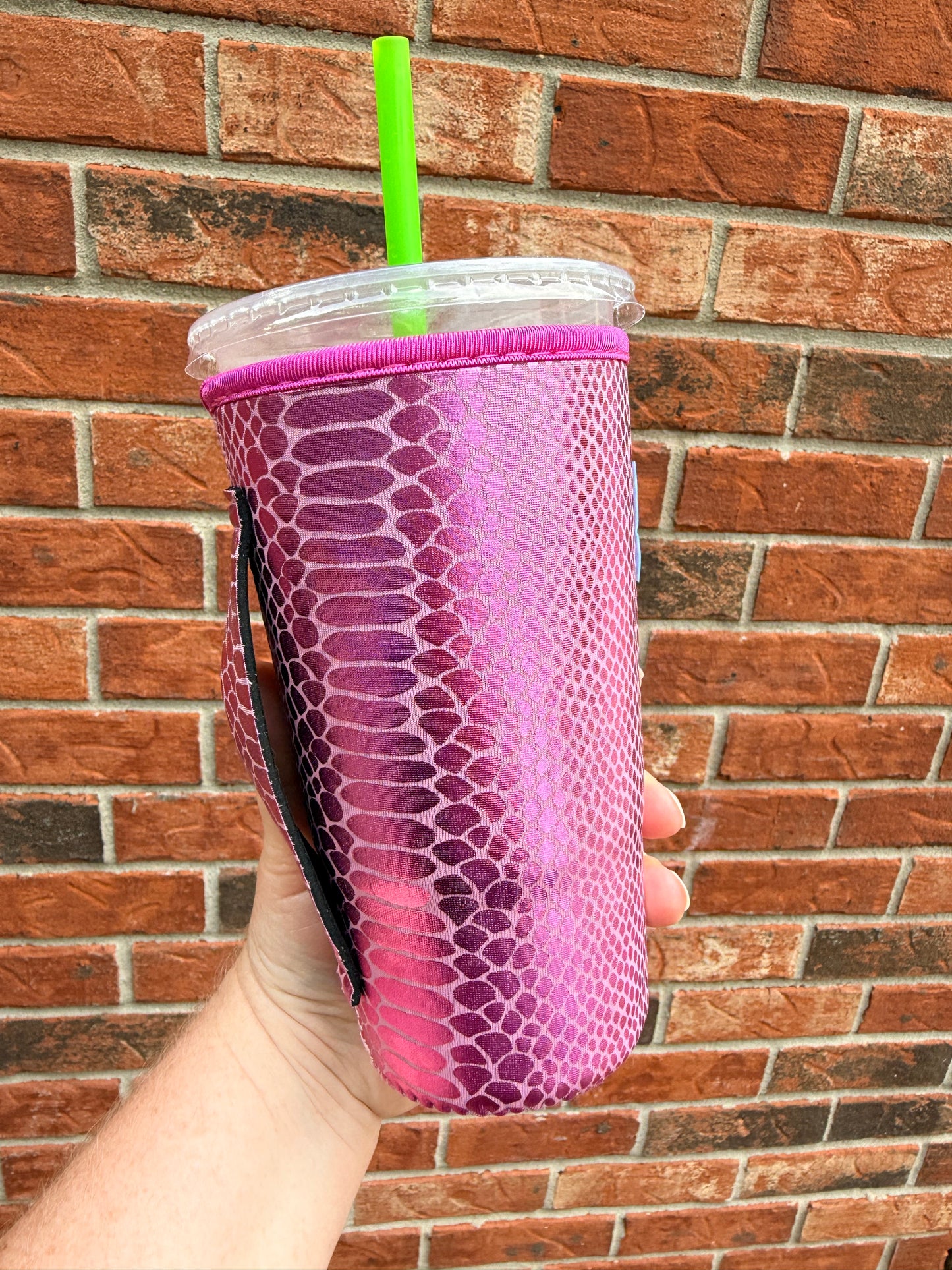 ELECTRIC PINK SNAKESKIN | METALLIC 32oz KOOZIE