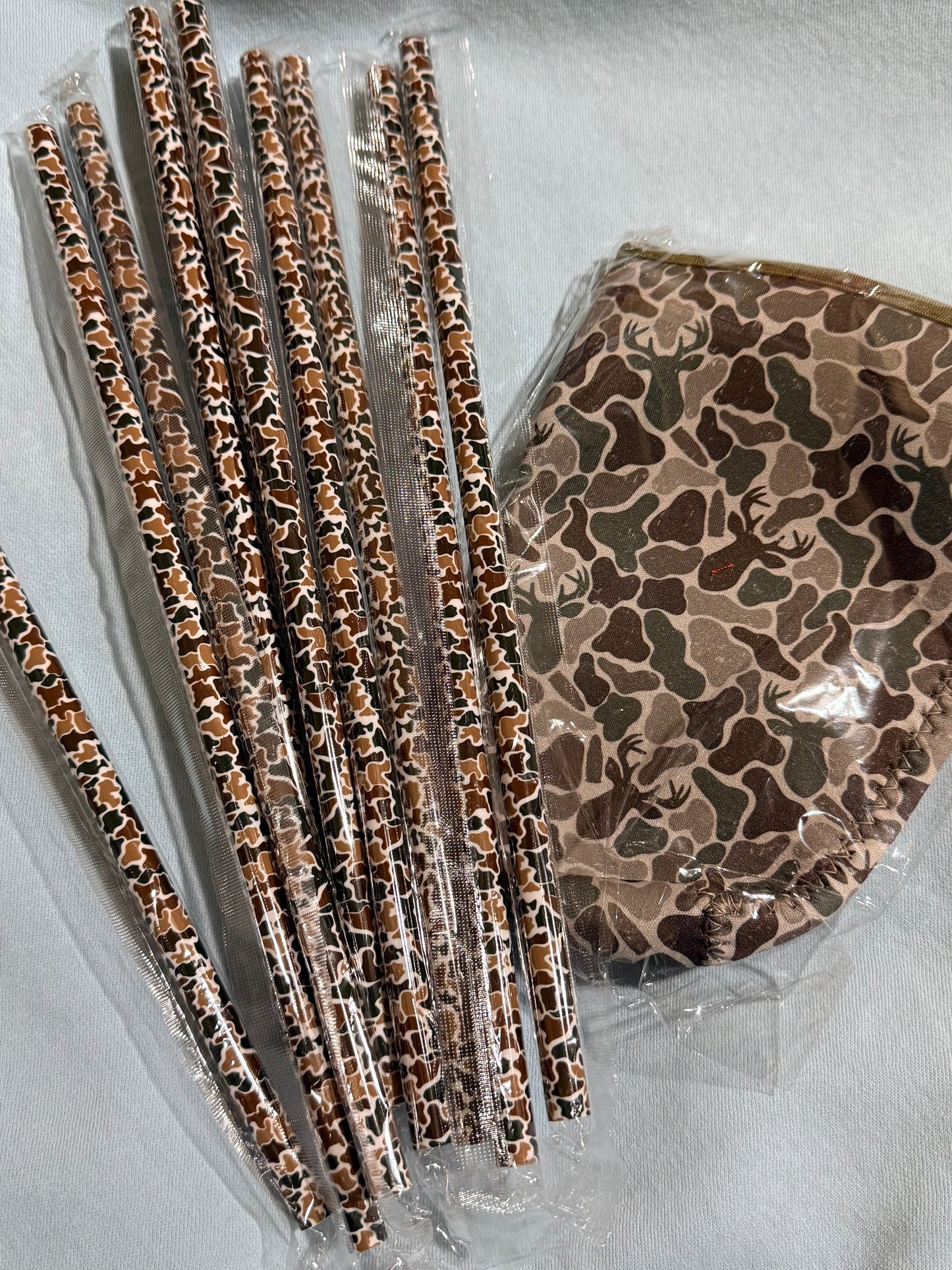 STRAWS | CYBER MONDAY * SEE LISTING MORE LISTED