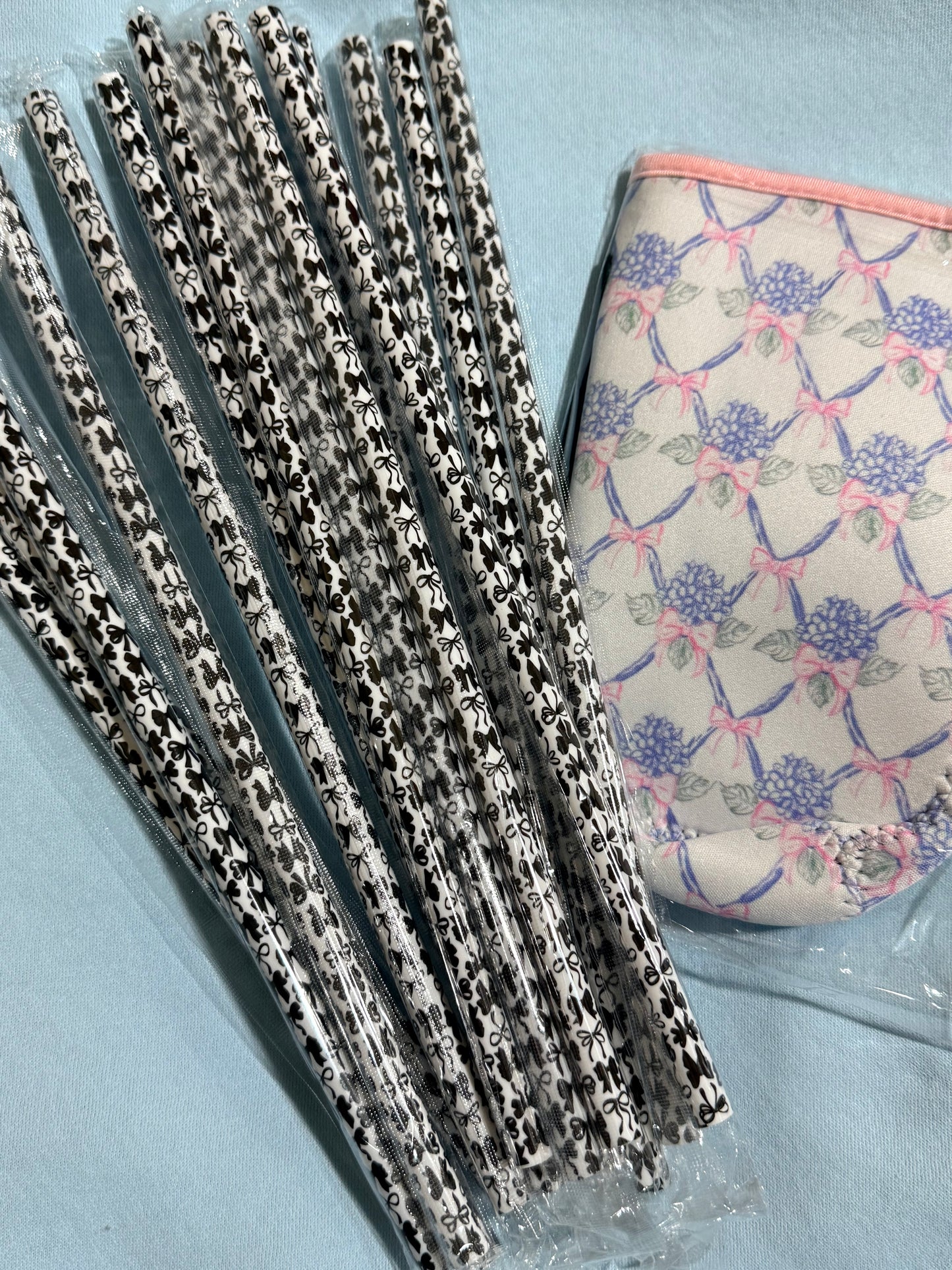 STRAWS | CYBER MONDAY * SEE LISTING MORE LISTED