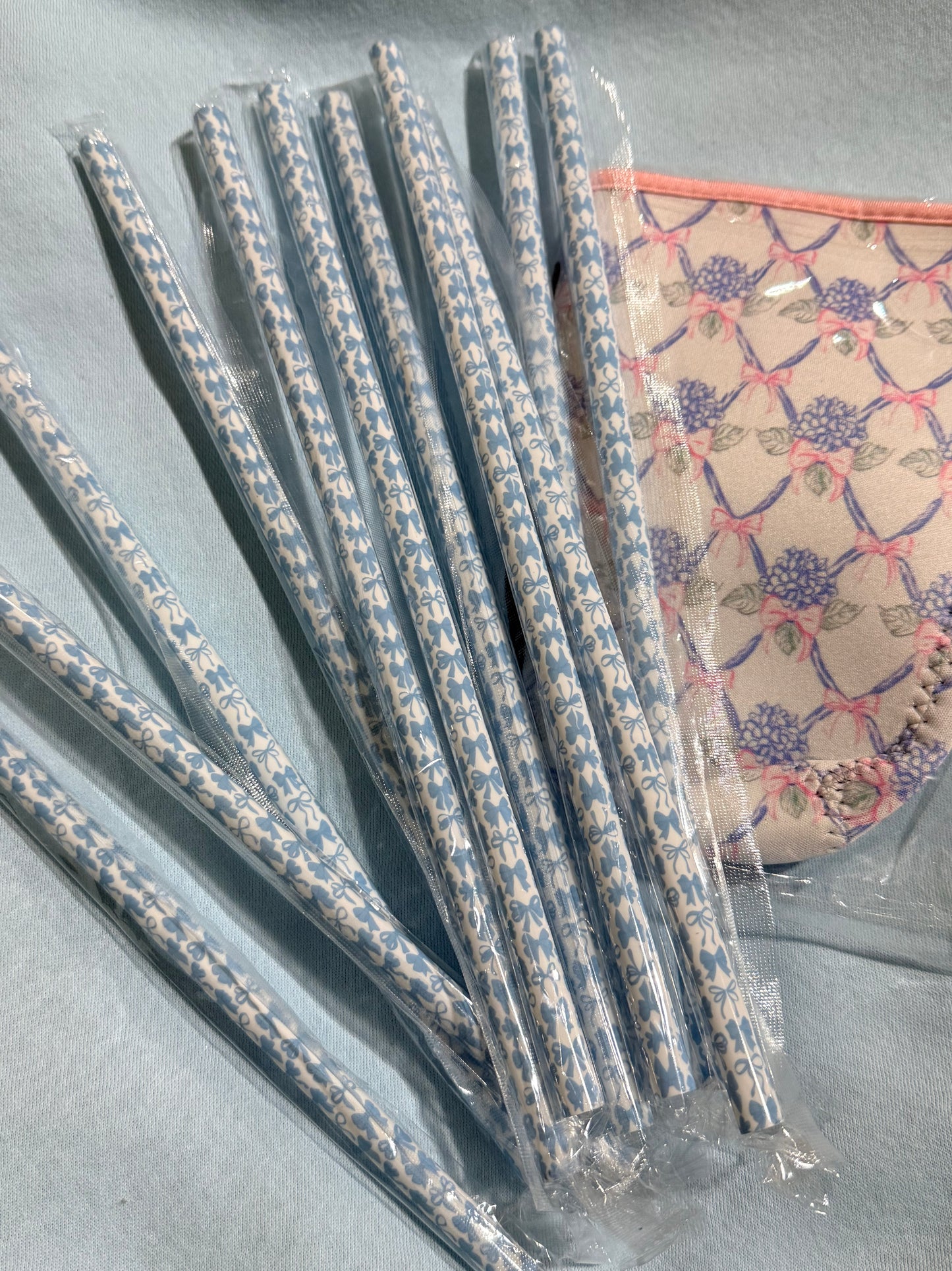 STRAWS | CYBER MONDAY * SEE LISTING MORE LISTED