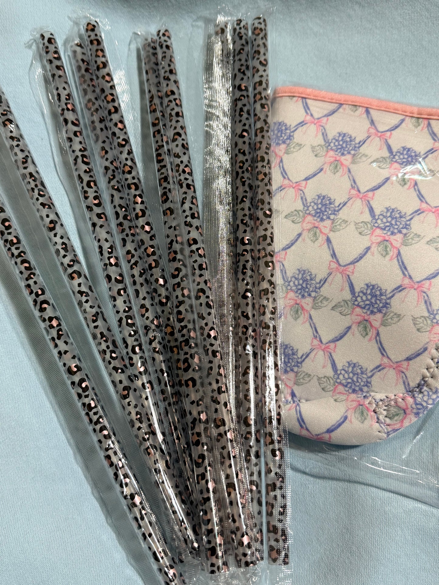 STRAWS | CYBER MONDAY * SEE LISTING MORE LISTED